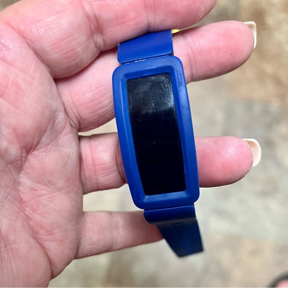 Fitbit Ace 2 Activity Tracker - Picture 2 of 4